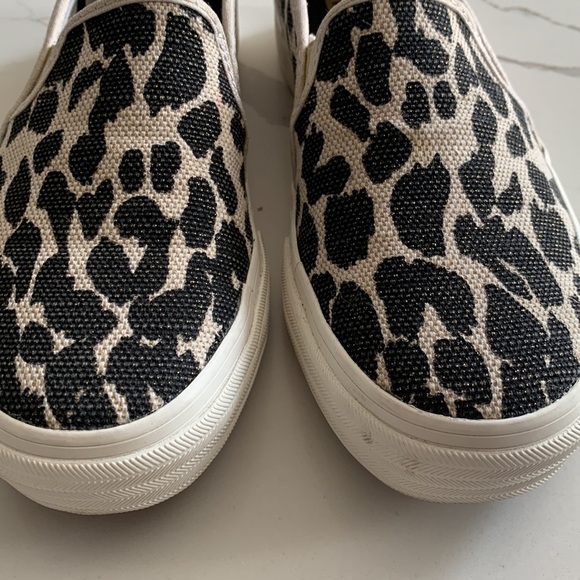 Meds leopard print sneakers size 6 - Picture 5 of 8